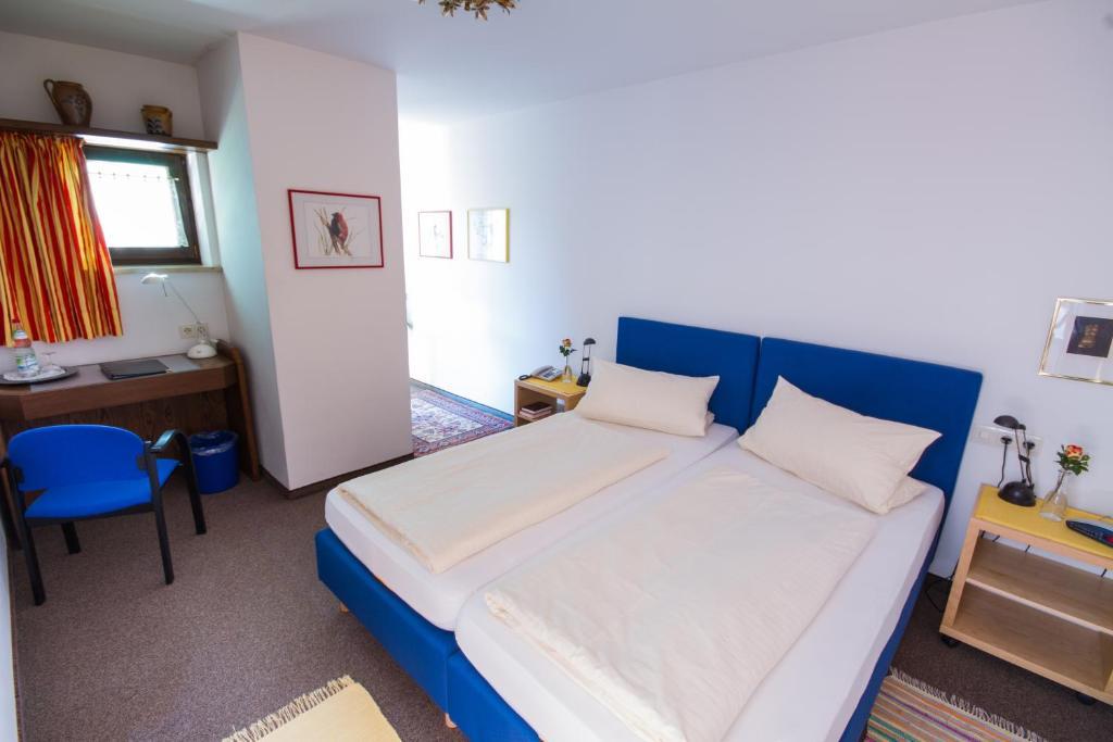 Hotel Alexandra Bad Tolz Room photo